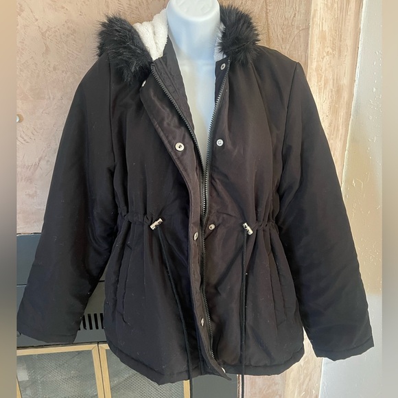 SHEIN Drawstring Waist Fuzzy Trim Hooded Parka Coat - Picture 3 of 9